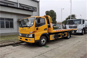 萨嘎车辆公路救援