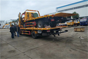 萨嘎同城汽车补胎