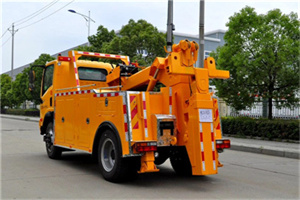 萨嘎高速路拖车费