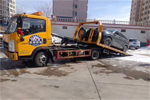 萨嘎救援拖车费用怎么算