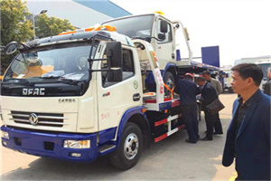 萨嘎汽车道路救援拖车价格